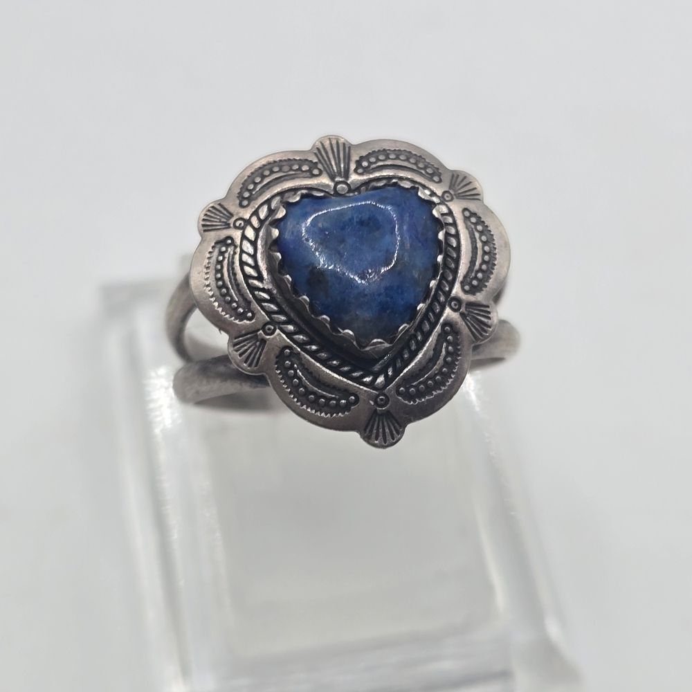 VTG QT INC SOUTHWESTERN STERLING BLUE SODALITE HEART RING SIZE 7